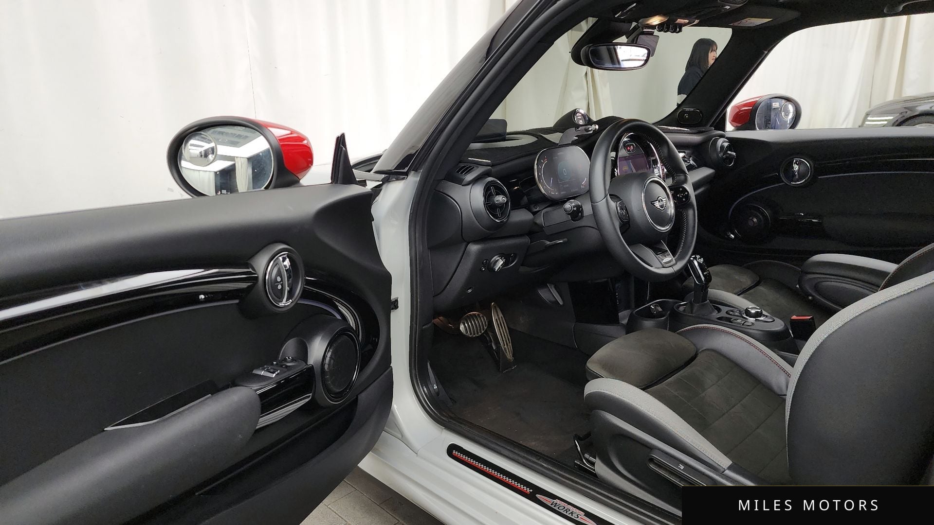 MINI Cooper S 2023 — миниатюра 10