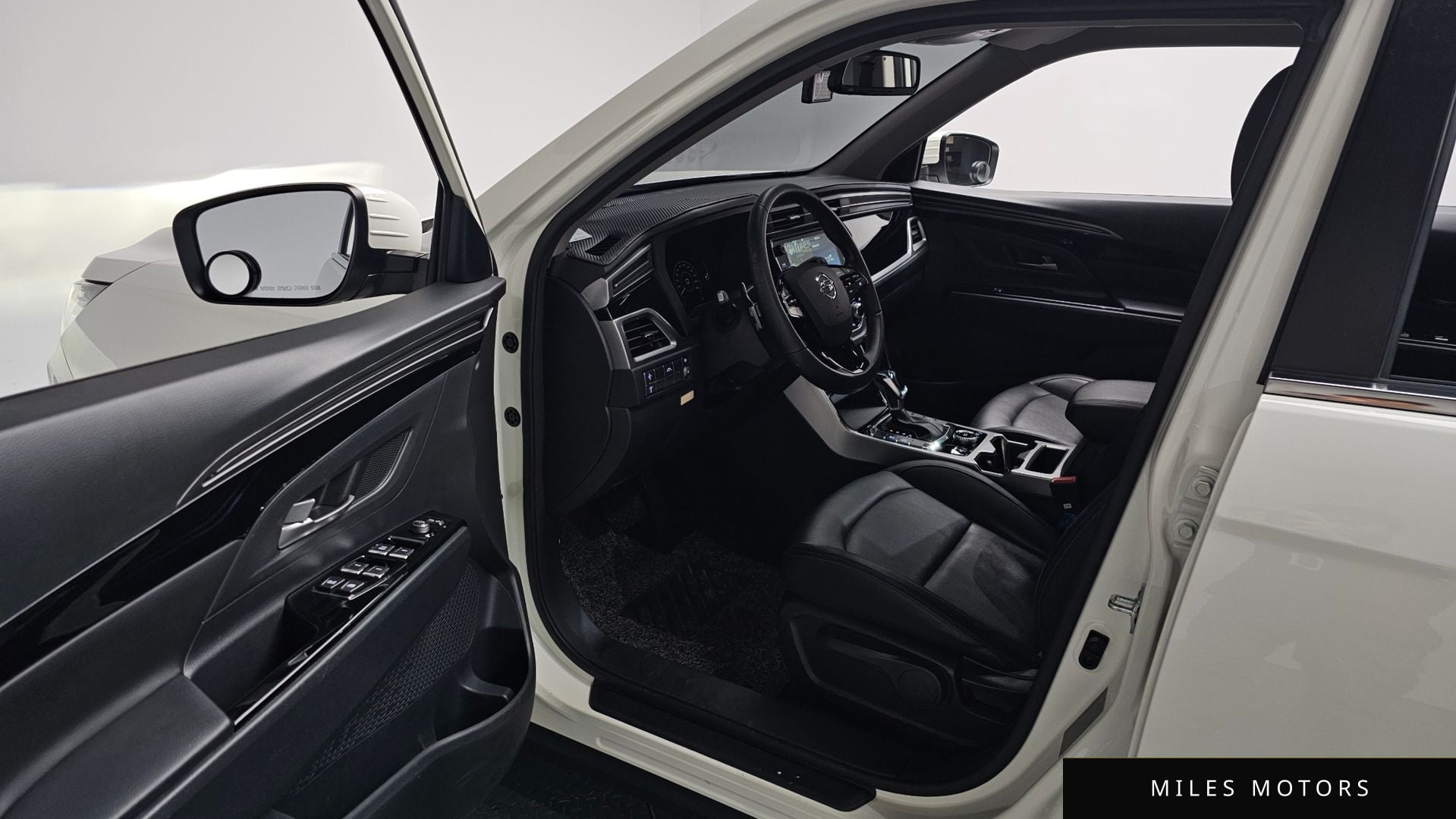 KG Mobility Beautiful Korando 2021 — миниатюра 11