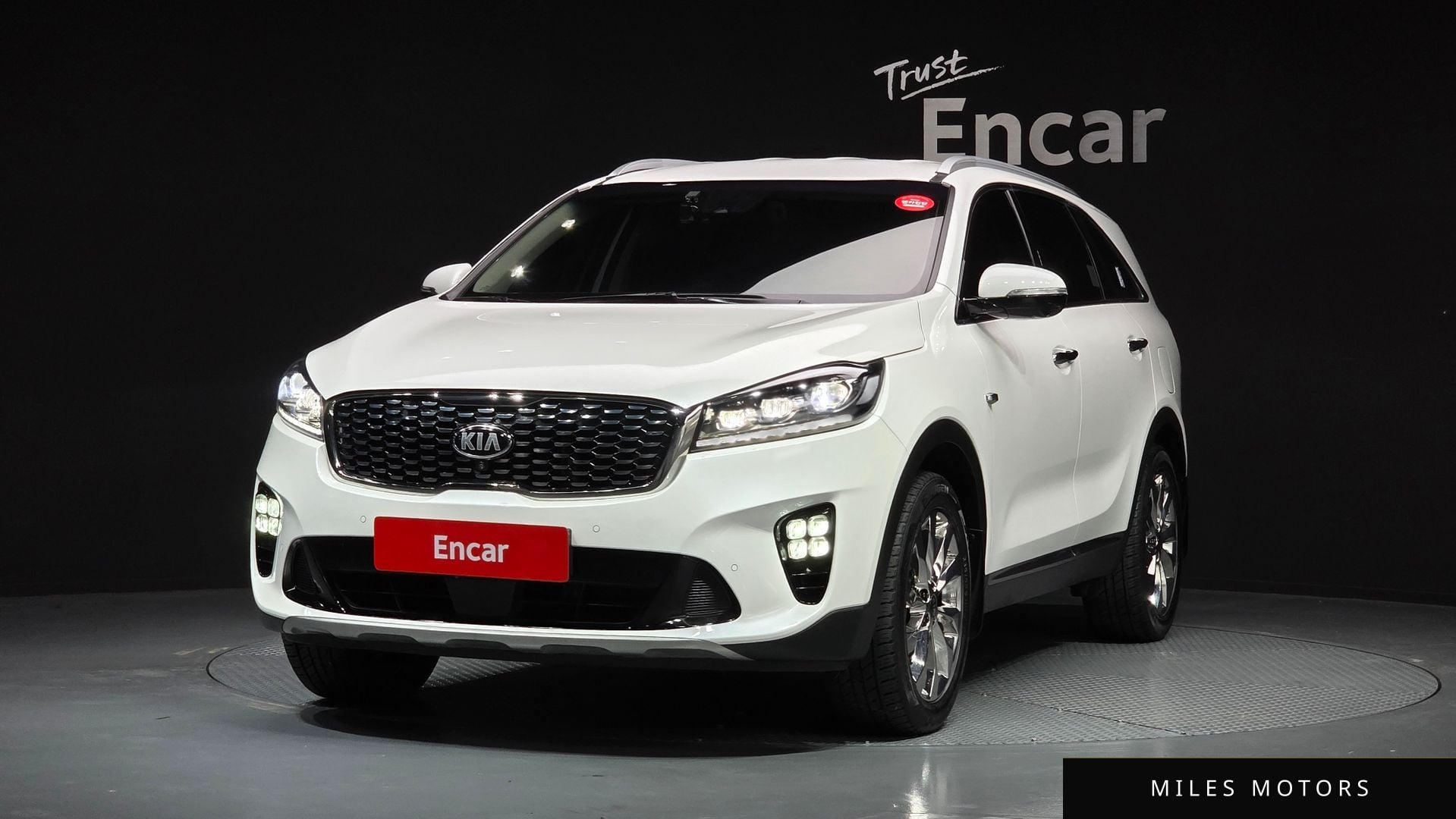 Kia Sorento 2019 — фото 1 из 12