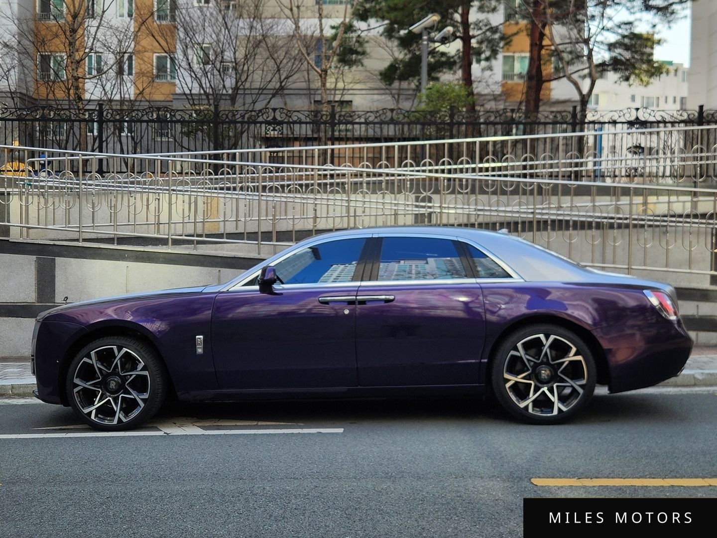 Rolls-Royce 고스트 2013 — миниатюра 6