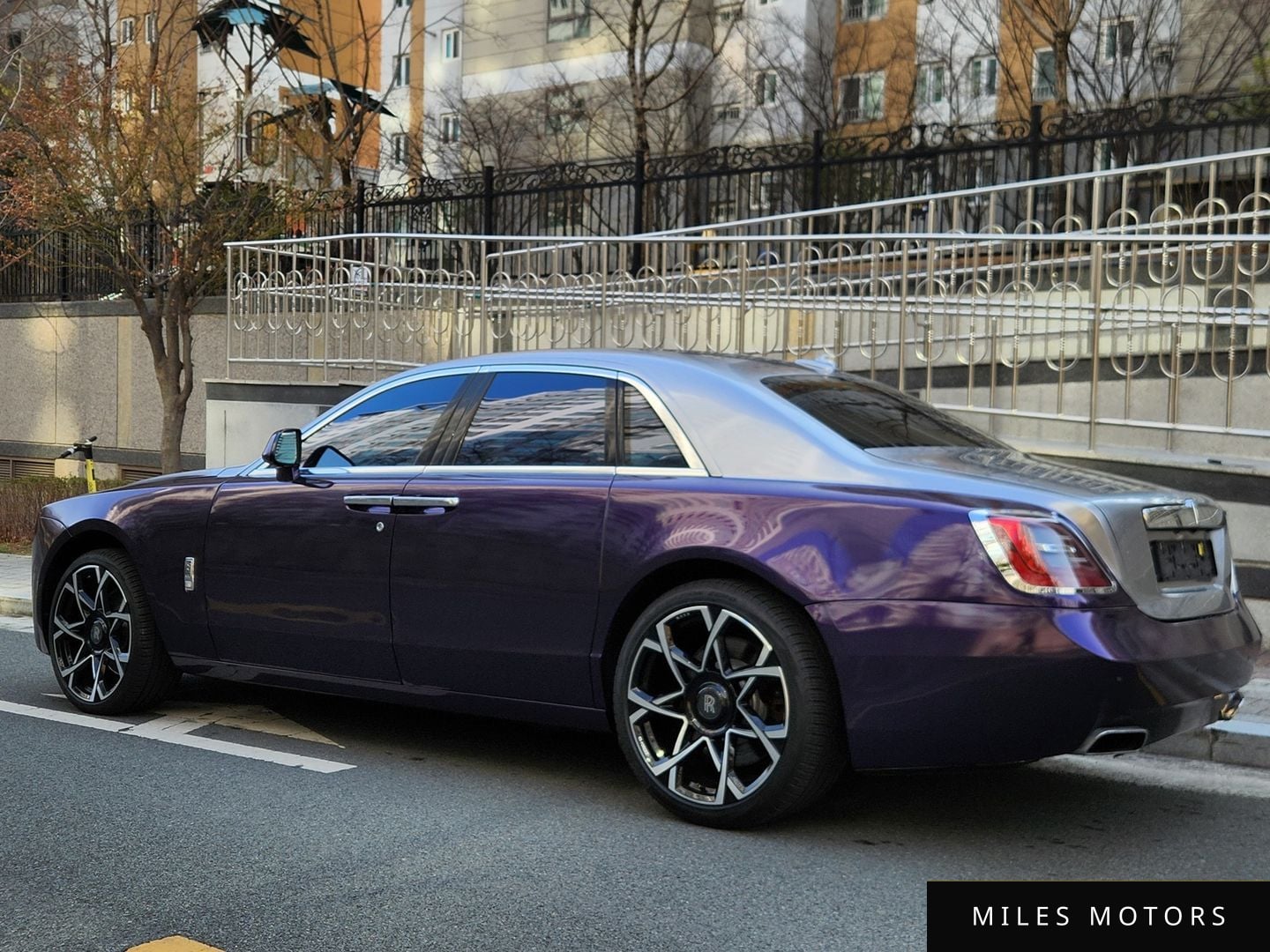 Rolls-Royce 고스트 2013 — миниатюра 7