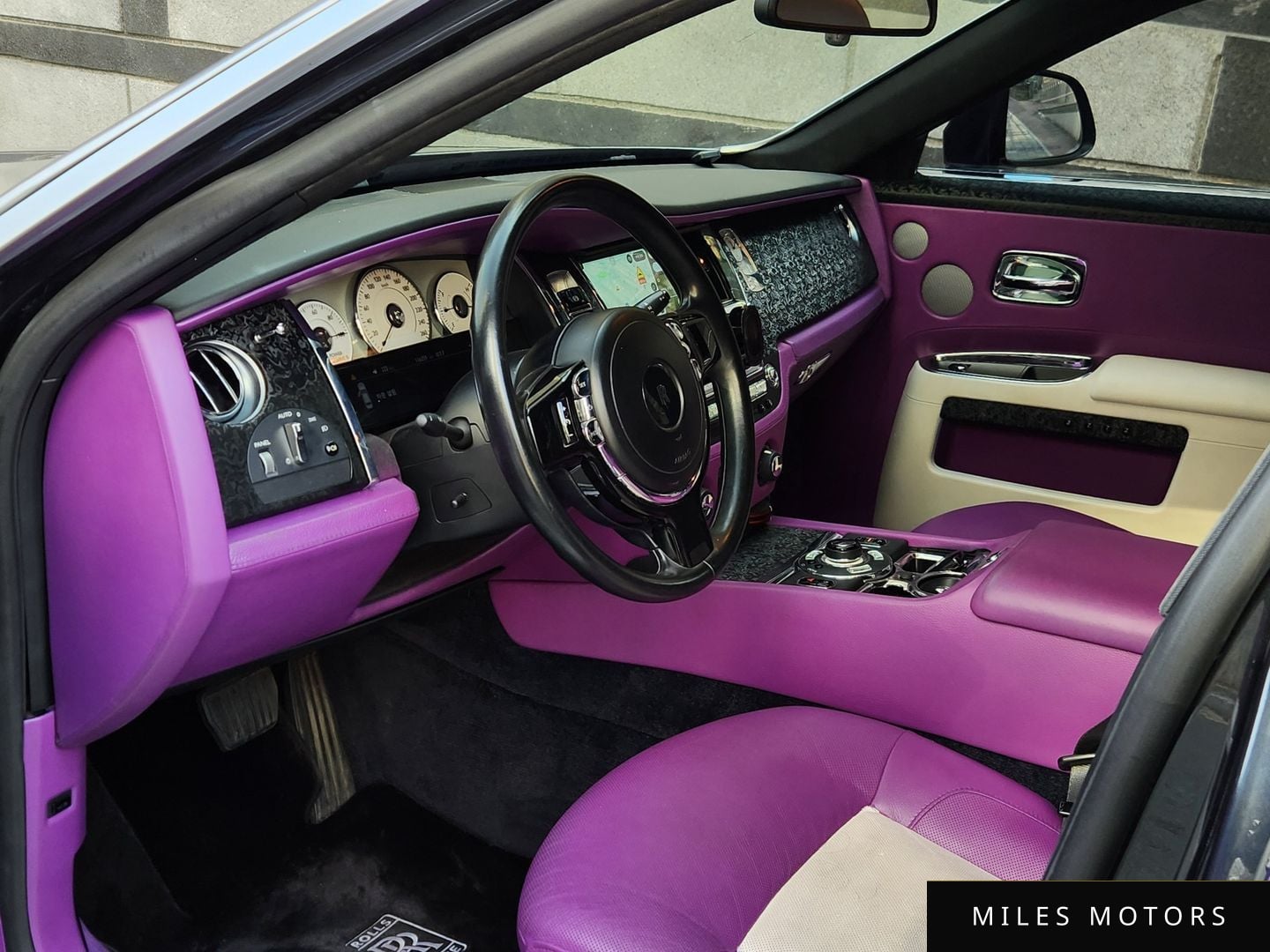 Rolls-Royce 고스트 2013 — миниатюра 8