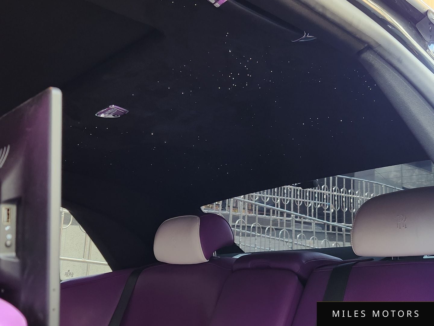 Rolls-Royce 고스트 2013 — миниатюра 11
