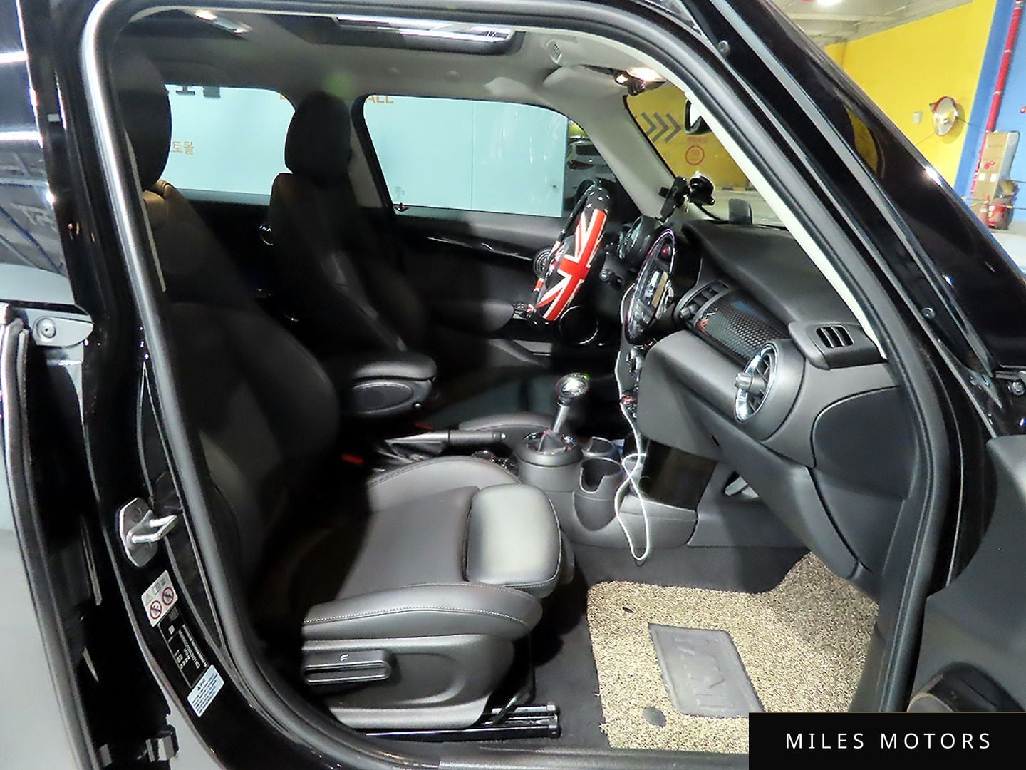 MINI Cooper S 2019 — миниатюра 7