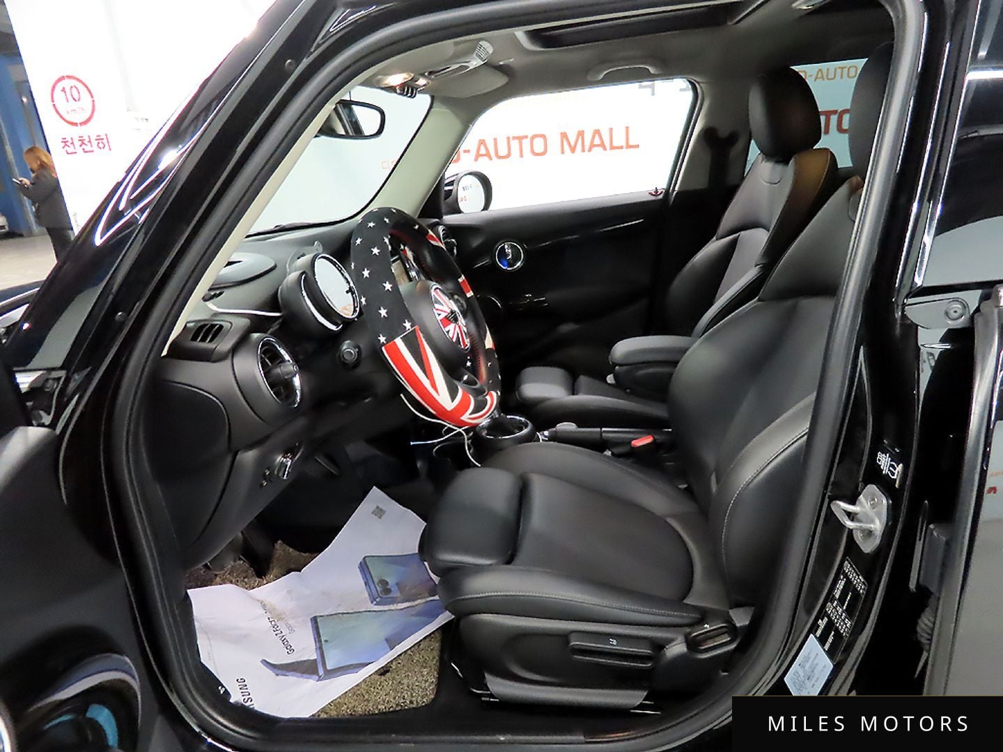 MINI Cooper S 2019 — миниатюра 10
