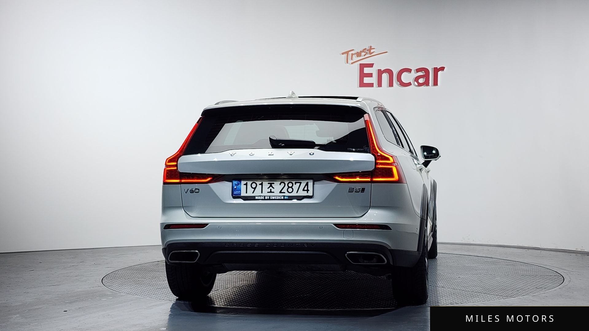 Volvo V60 2021 — миниатюра 4