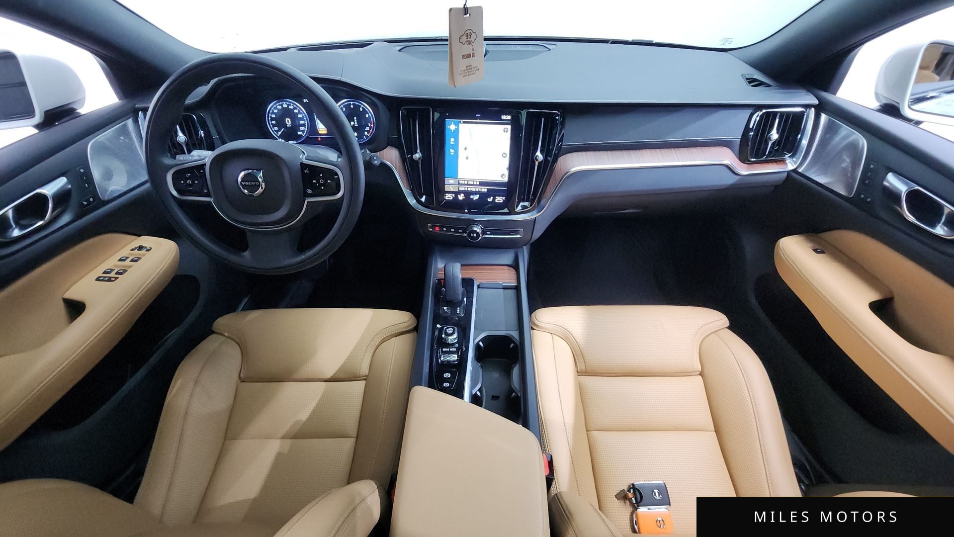 Volvo V60 2021 — миниатюра 7