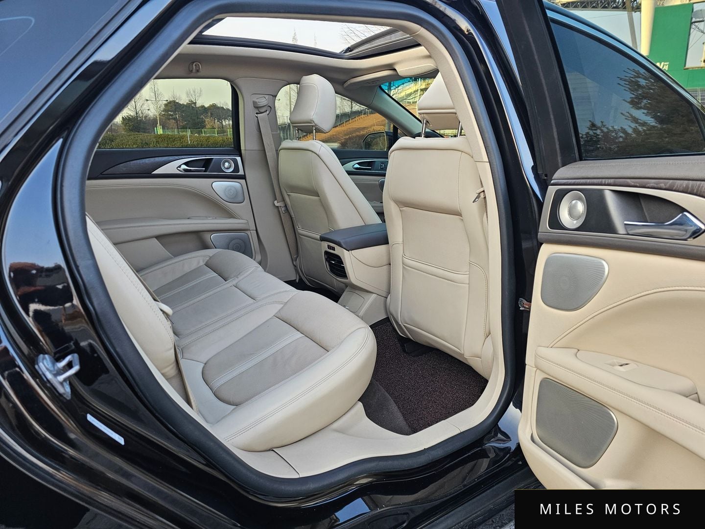 Lincoln MKZ 2020 — миниатюра 13