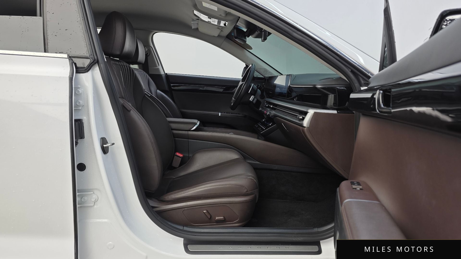 Hyundai 그랜저 (GN7) 2023 — миниатюра 11