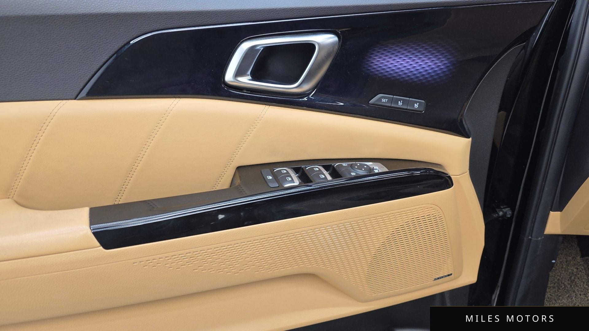 Kia 카니발 2023 — миниатюра 17