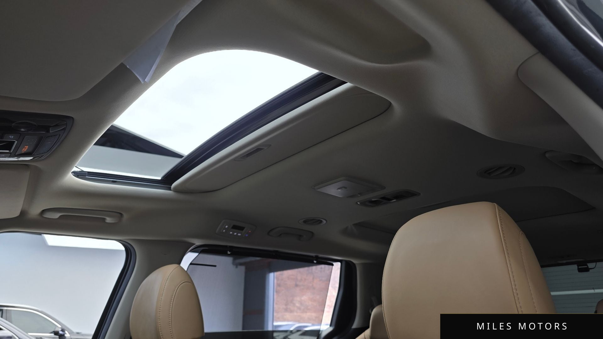 Kia 카니발 2023 — миниатюра 19