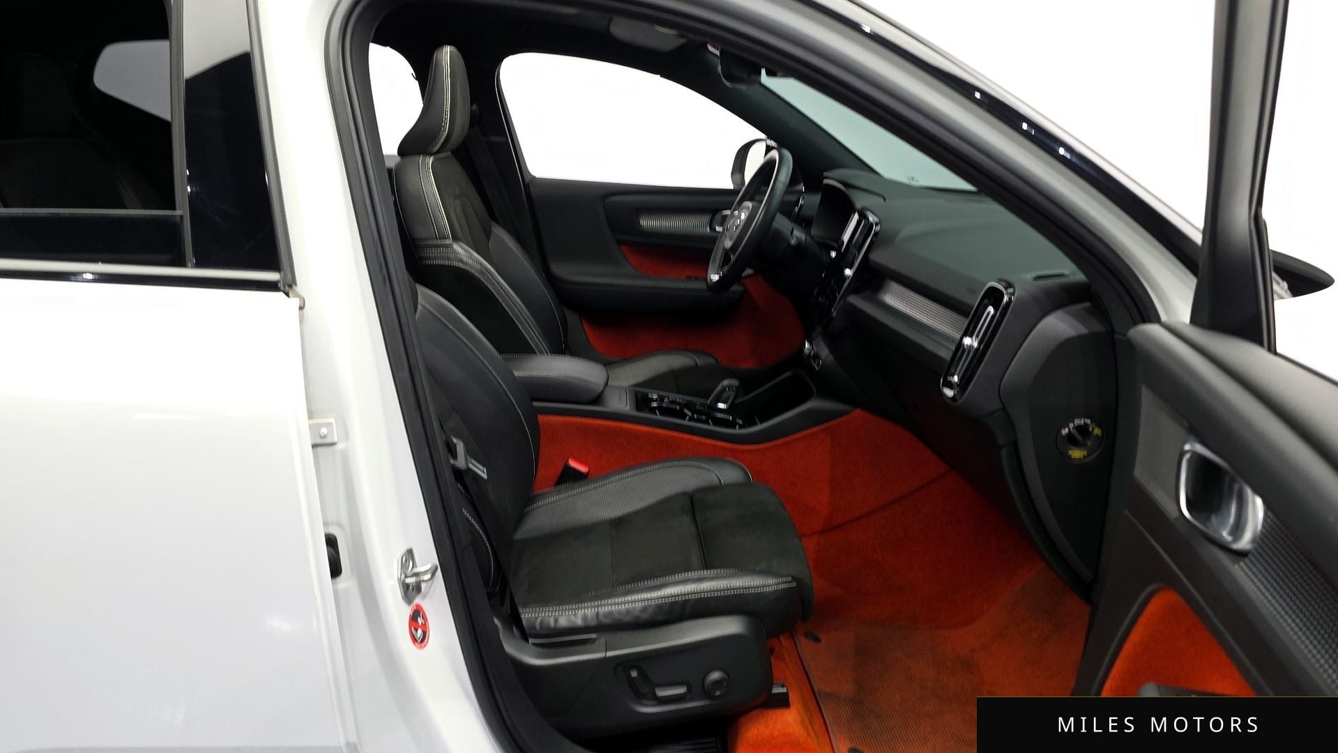 Volvo XC40 2021 — миниатюра 10