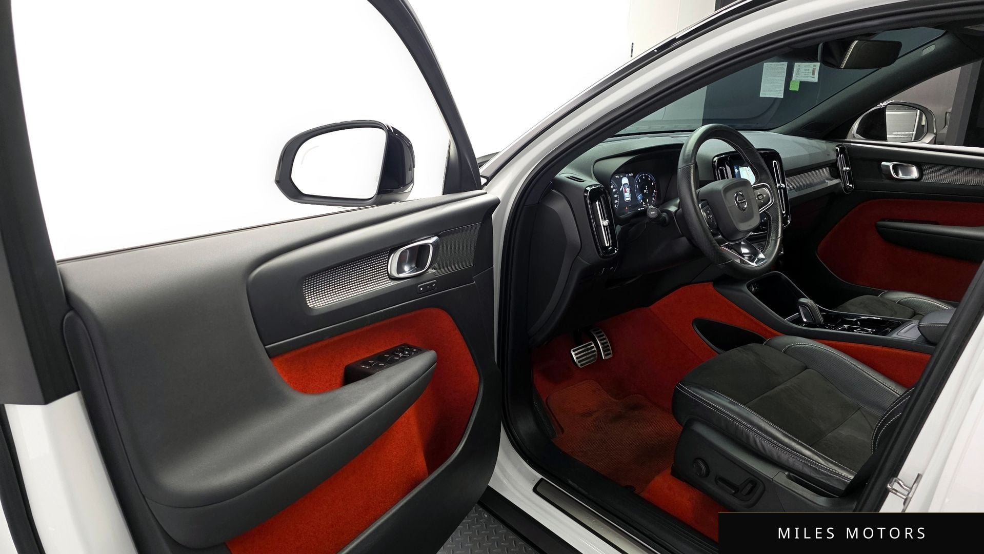 Volvo XC40 2021 — миниатюра 11