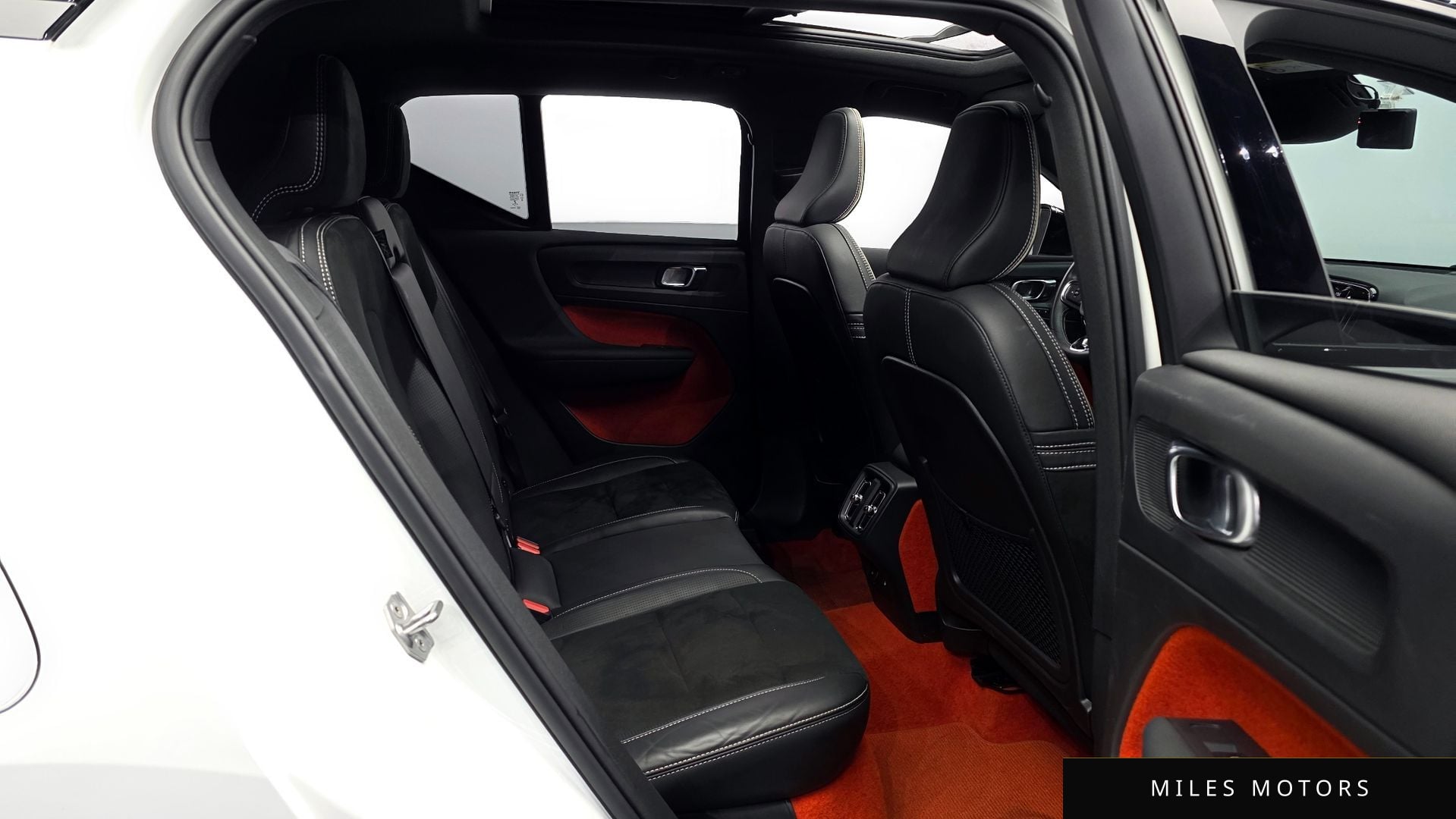 Volvo XC40 2021 — миниатюра 12