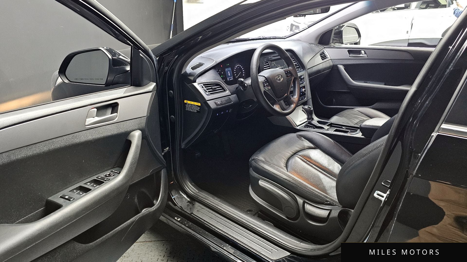 Hyundai Sonata 2015 — миниатюра 11