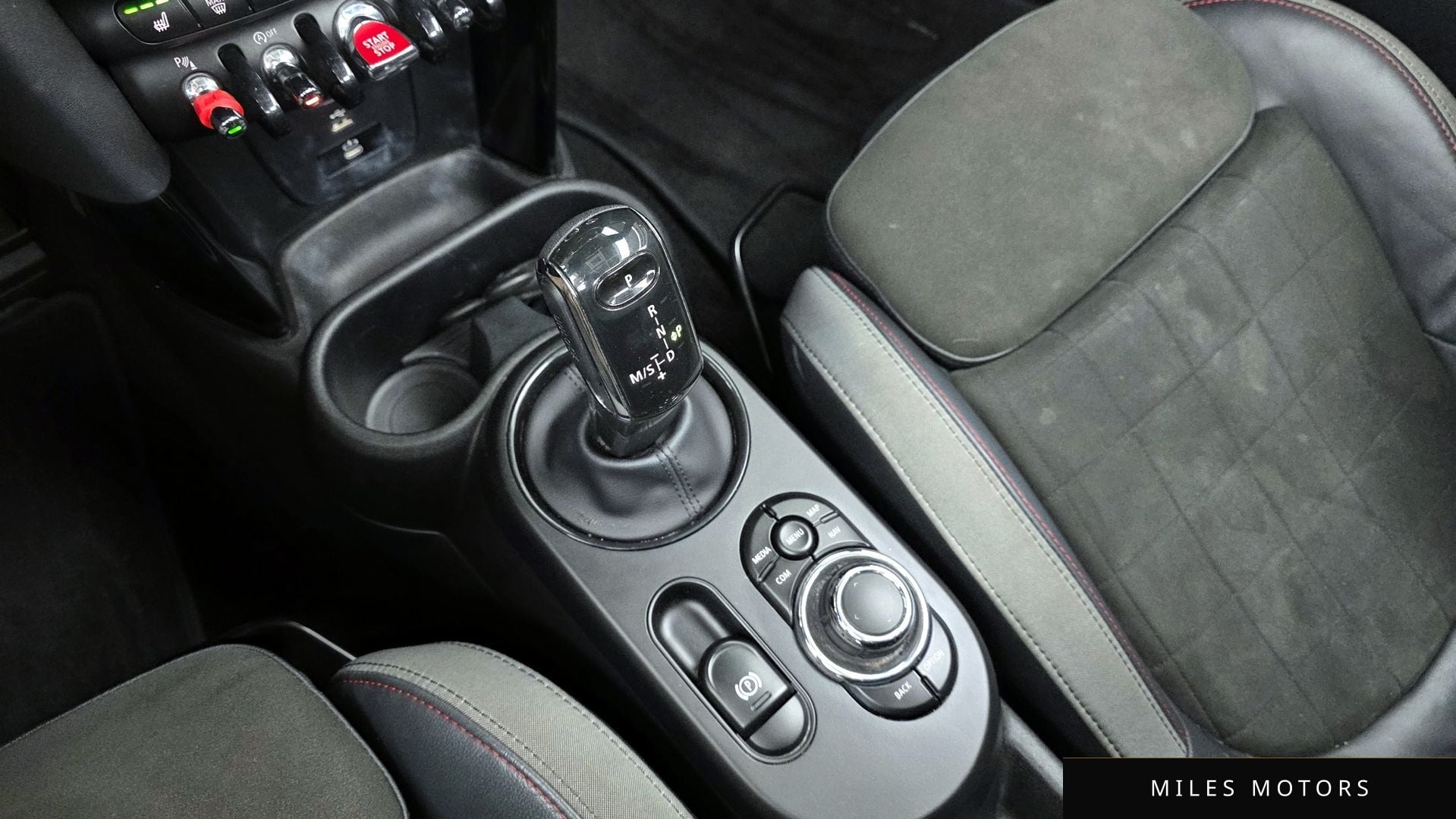 MINI Cooper Convertible 2024 — миниатюра 9