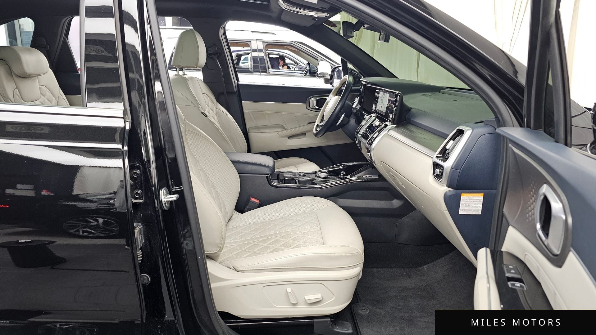Kia Sorento 2022 — миниатюра 11