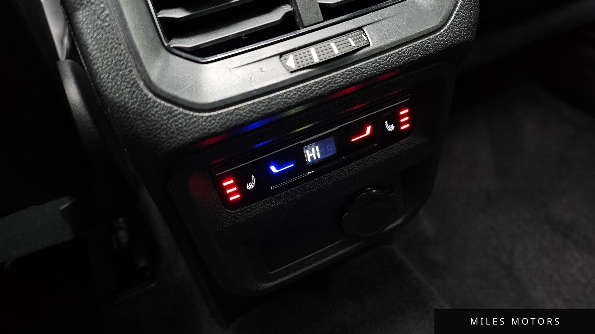 Volkswagen 티구안 2022 — миниатюра 17