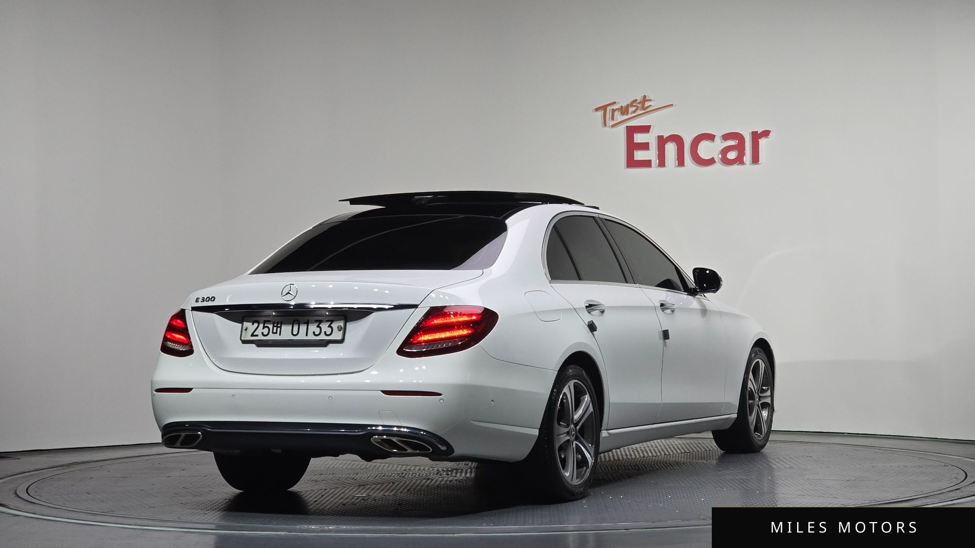 Mercedes-Benz E-Class W213 2017 — миниатюра 2