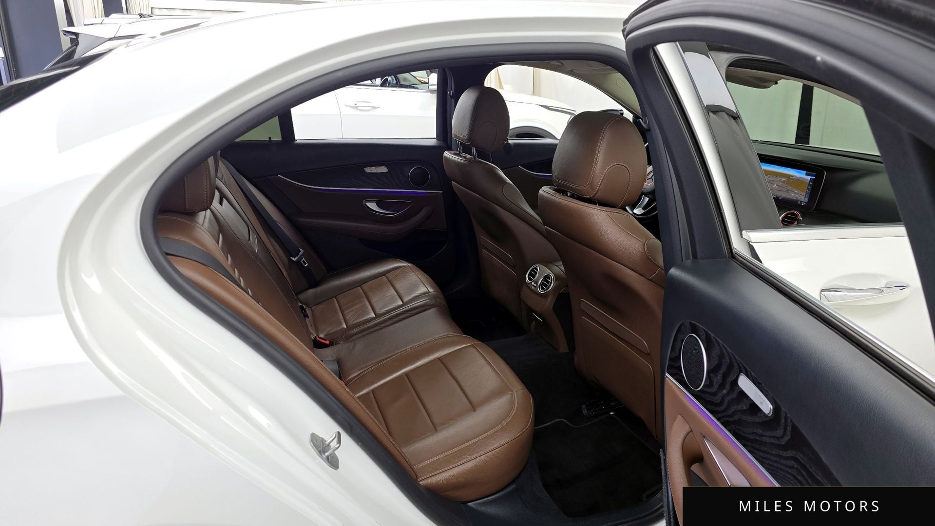 Mercedes-Benz E-Class W213 2017 — миниатюра 12