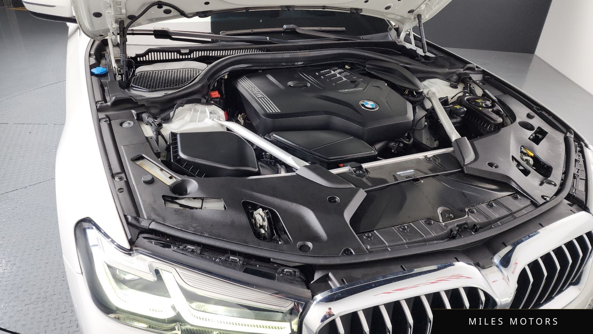 BMW 5 Series (G30) 2022 — миниатюра 6