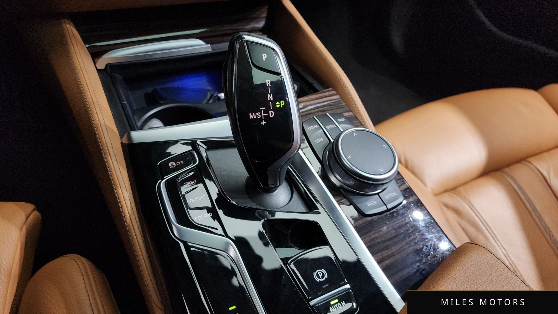 BMW 5 Series (G30) 2022 — миниатюра 9