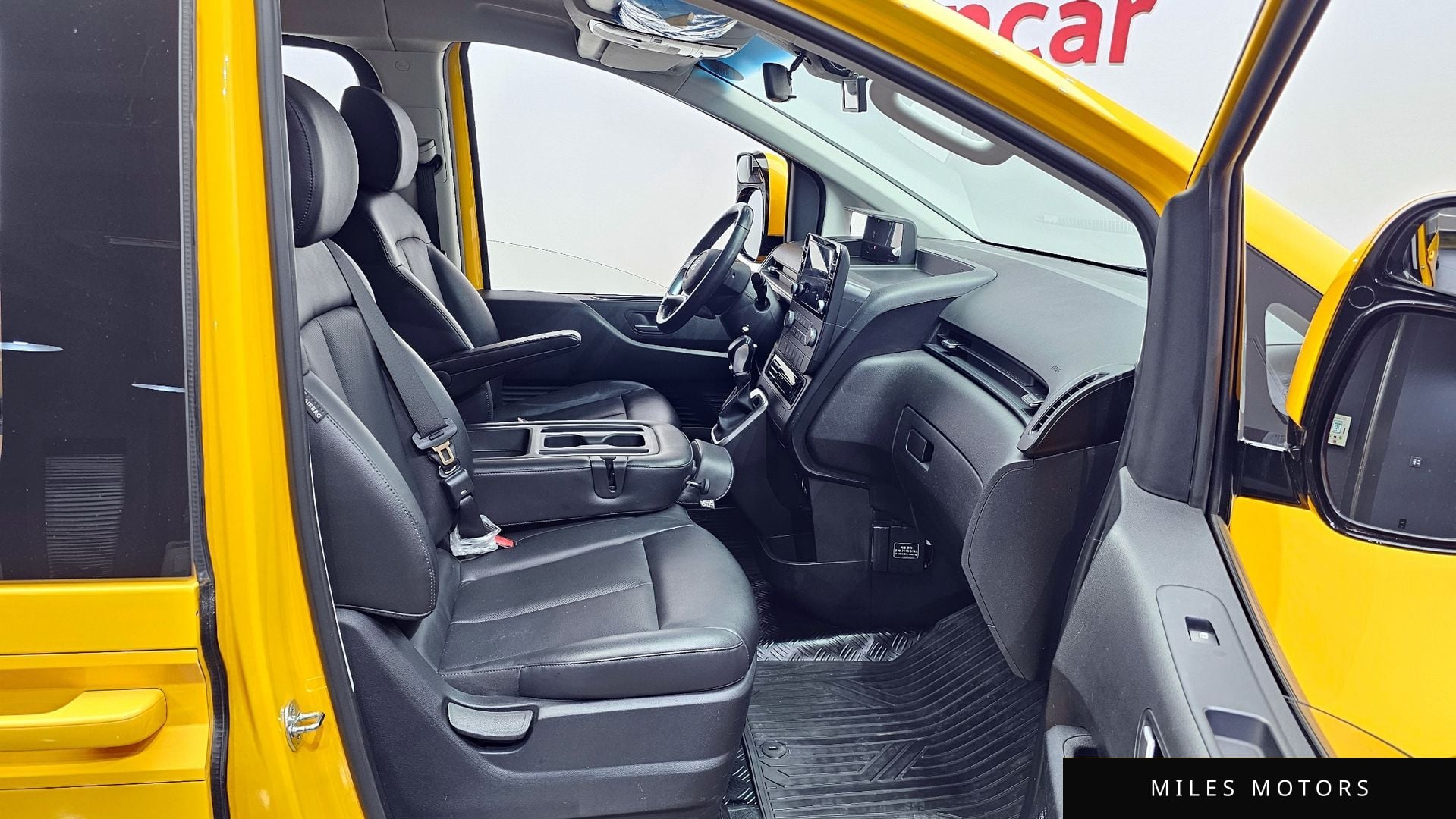 Hyundai Staria 2022 — миниатюра 11