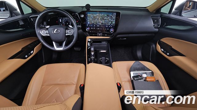 Лексус NX350h 2023 — миниатюра 7