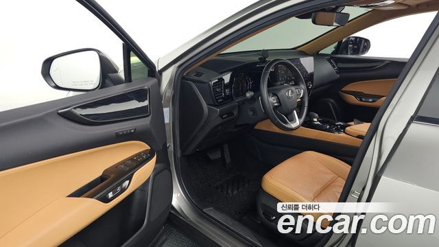 Лексус NX350h 2023 — миниатюра 15