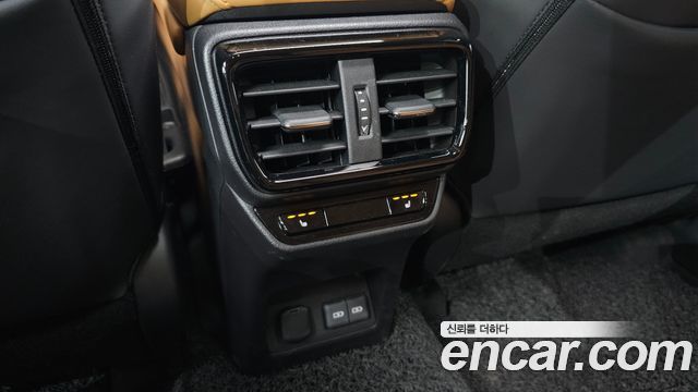Лексус NX350h 2023 — миниатюра 23