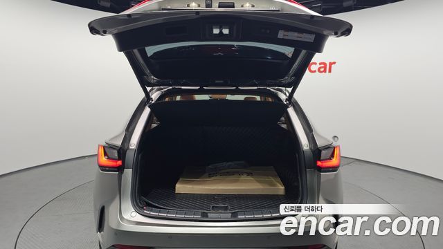 Лексус NX350h 2023 — миниатюра 24