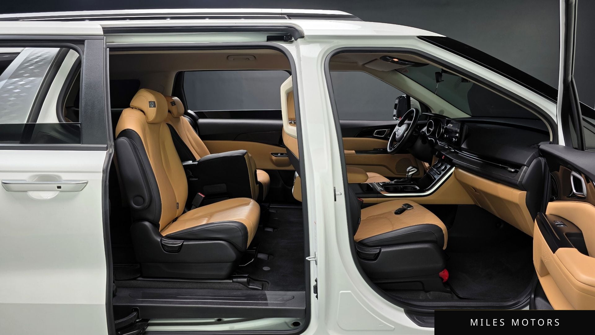 Kia Carnival 2022 — миниатюра 10