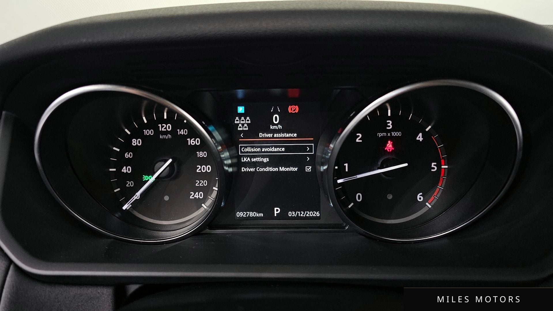 Land Rover Discovery 2019 — миниатюра 8