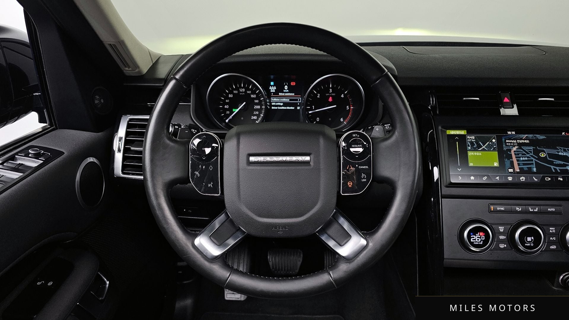 Land Rover Discovery 2019 — миниатюра 13
