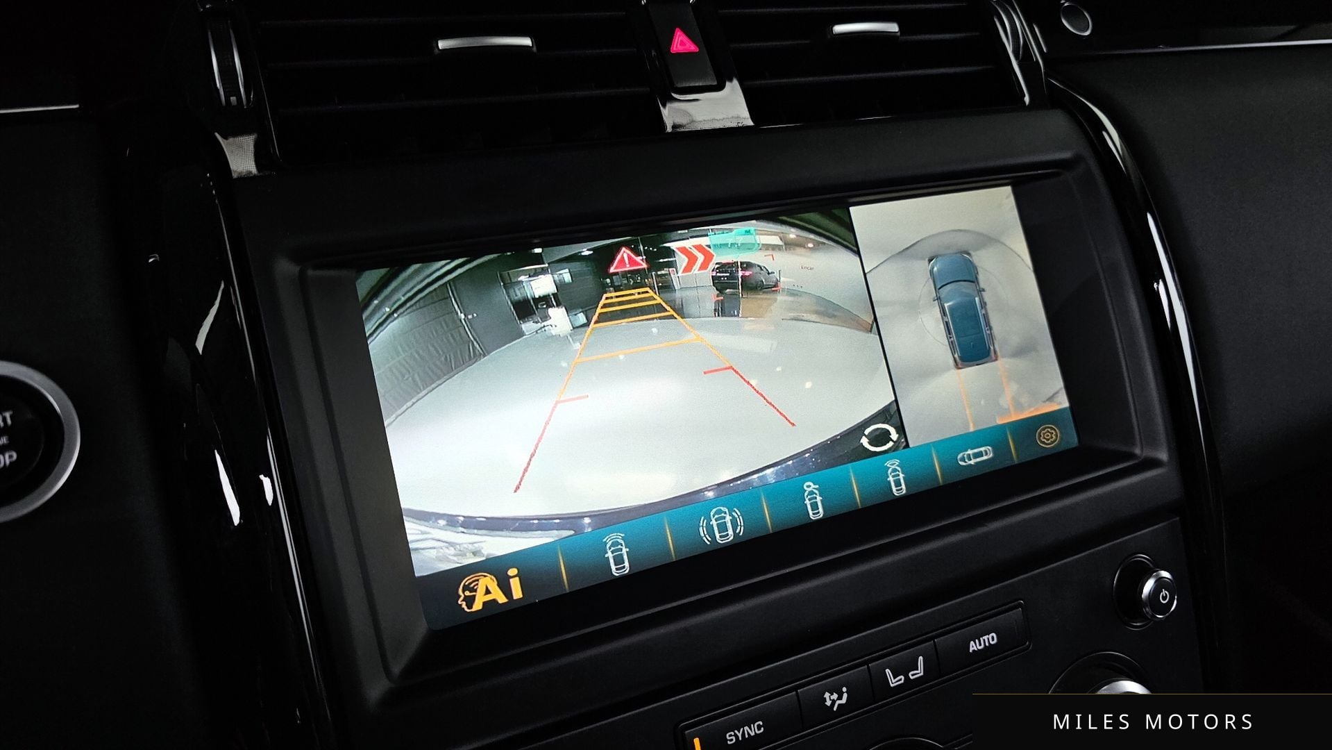 Land Rover Discovery 2019 — миниатюра 16