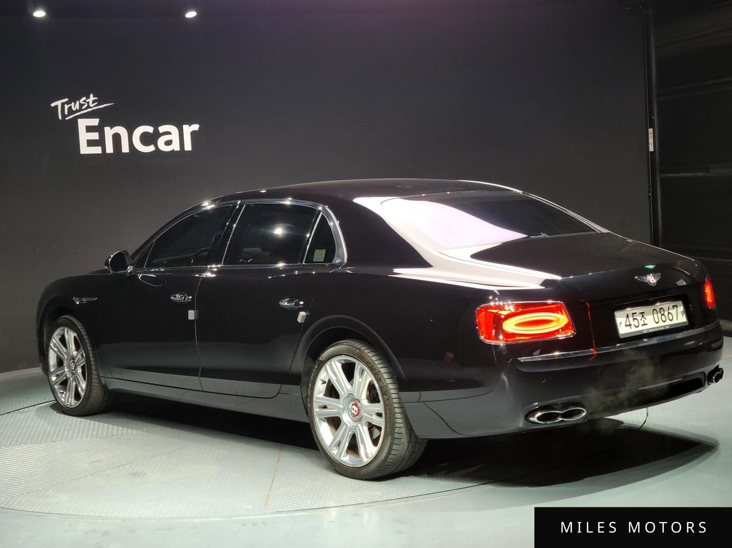 Bentley 플라잉스퍼 2016 — миниатюра 4