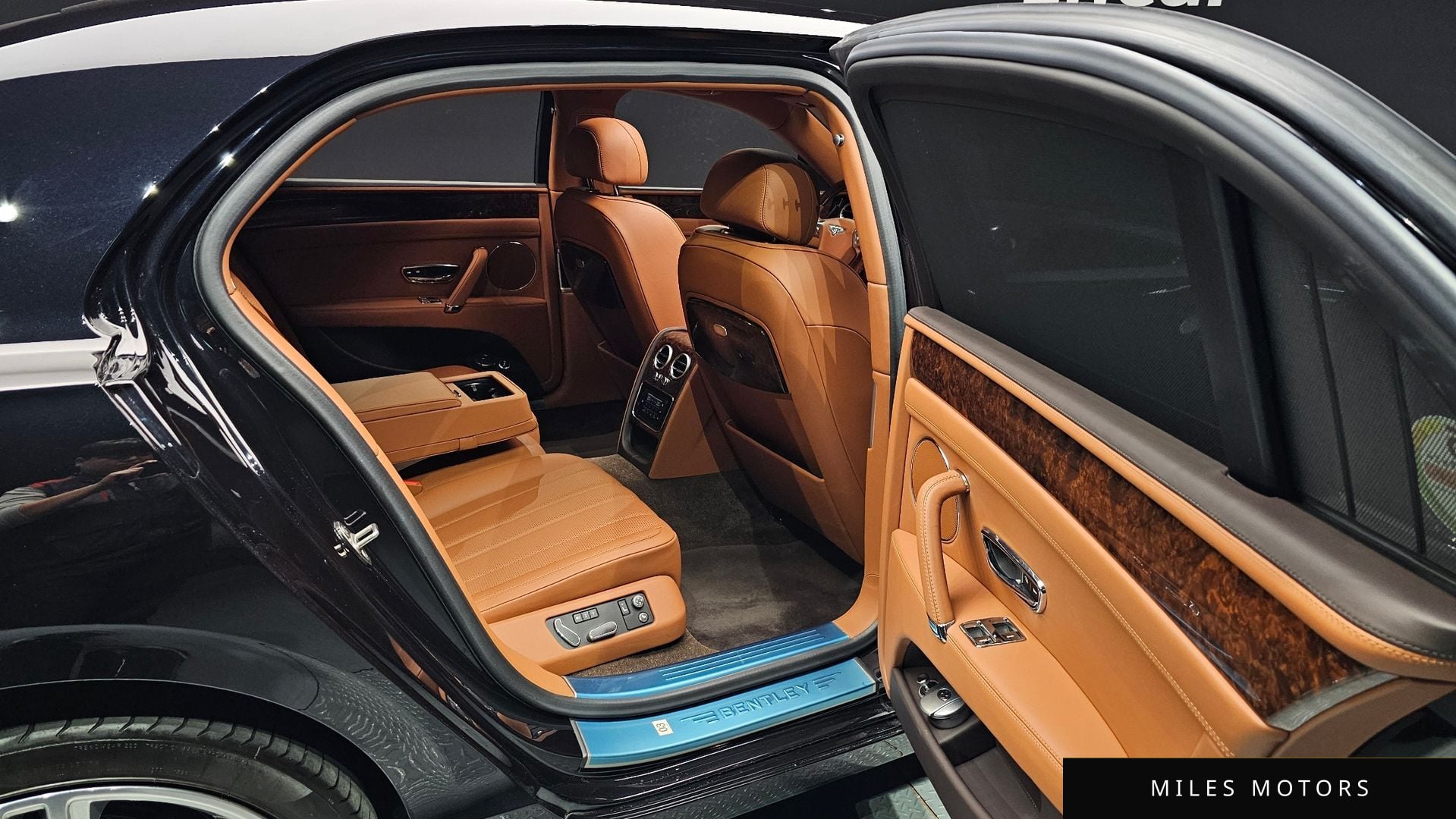Bentley 플라잉스퍼 2016 — миниатюра 11