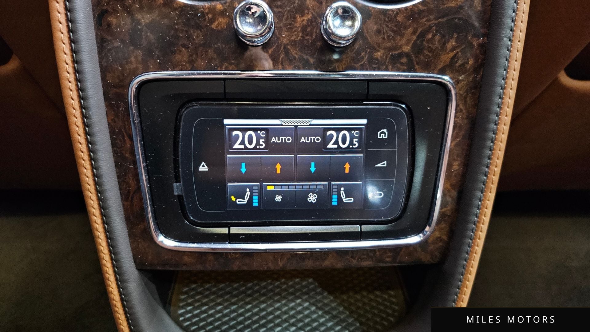 Bentley 플라잉스퍼 2016 — миниатюра 19