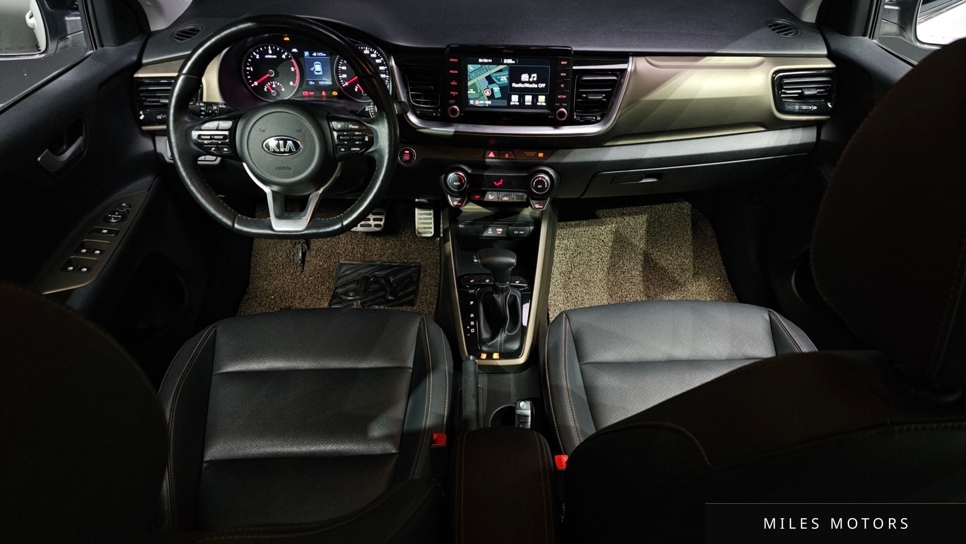 Kia Stonic 2018 — миниатюра 7