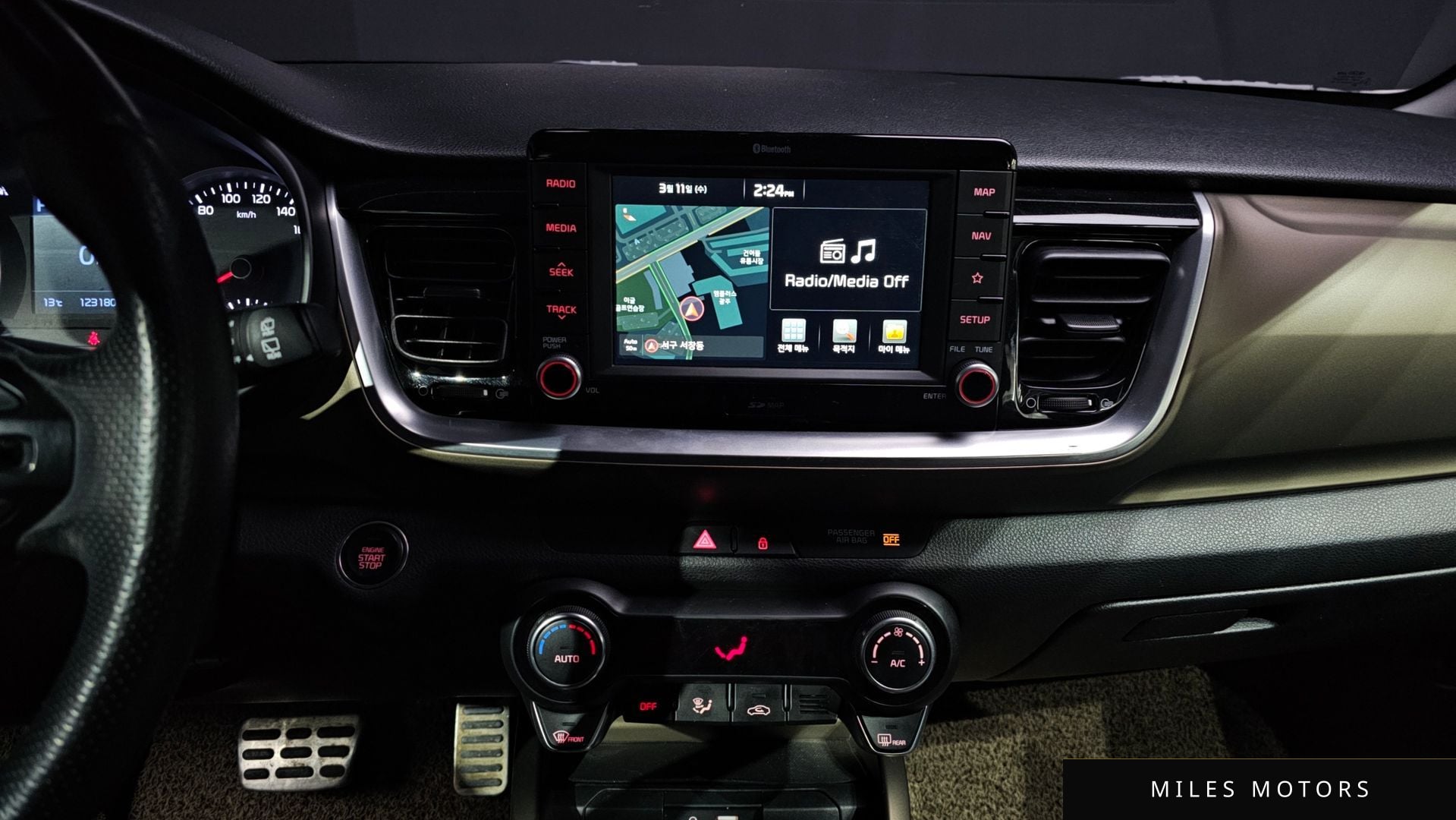 Kia Stonic 2018 — миниатюра 15