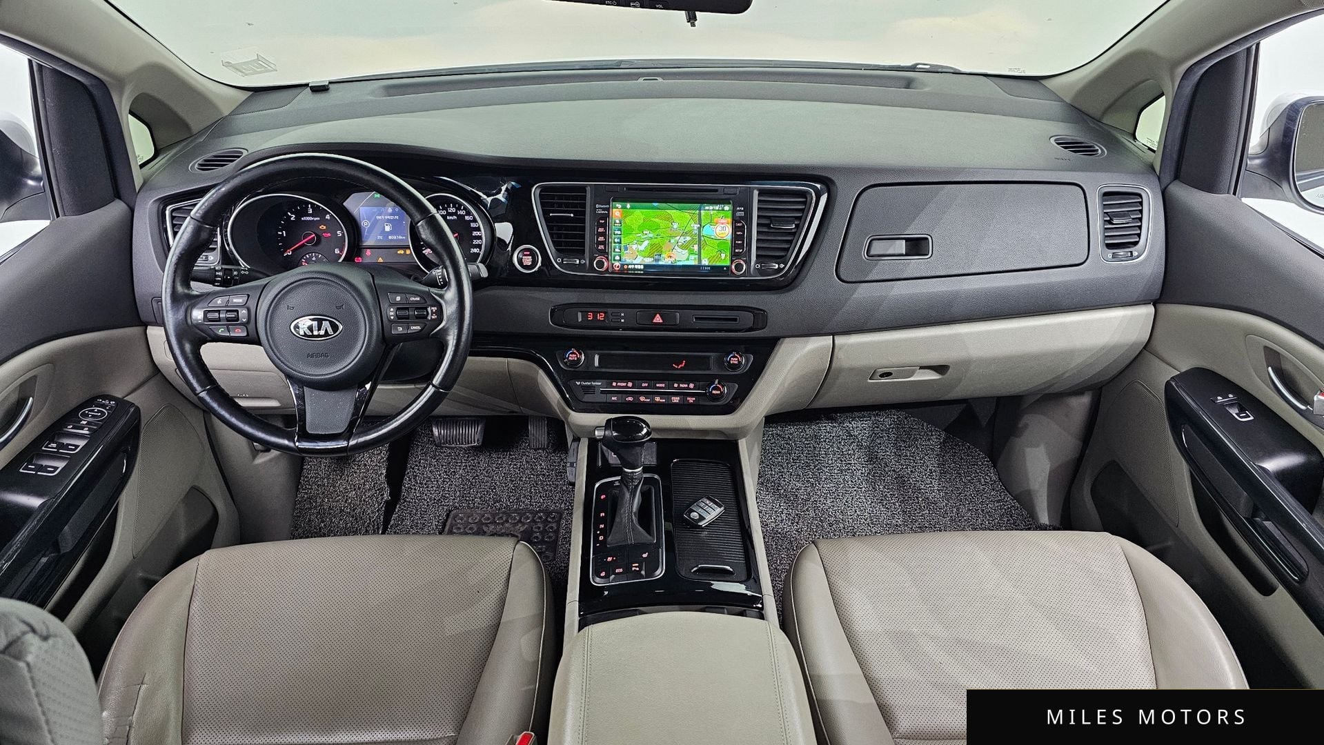 Kia Canival 2015 — миниатюра 7