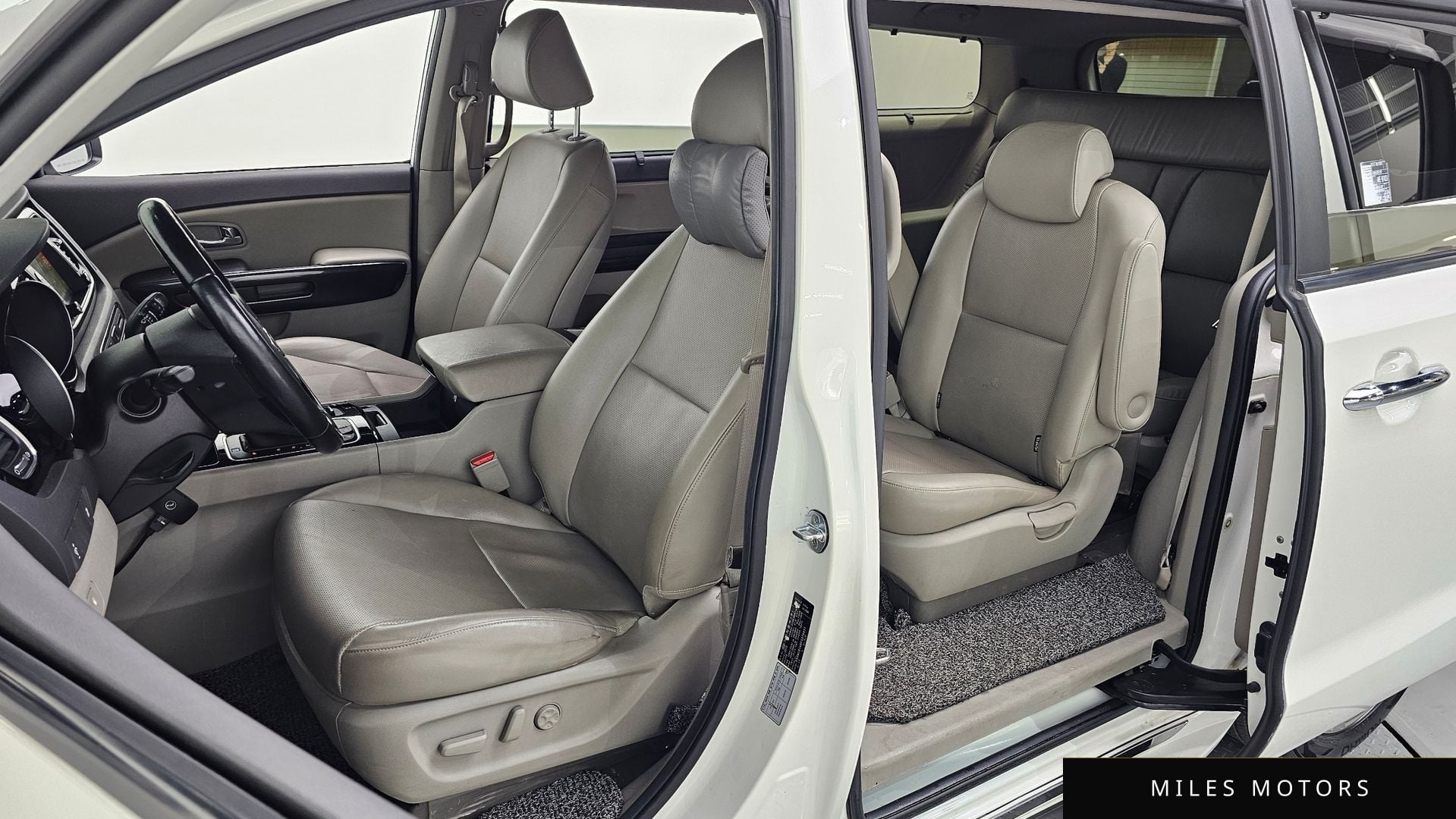 Kia Canival 2015 — миниатюра 11