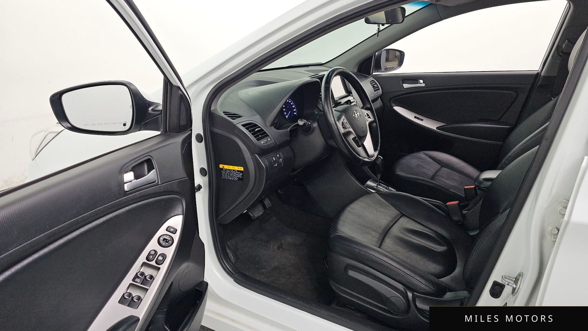 Hyundai Accent 2015 — миниатюра 11