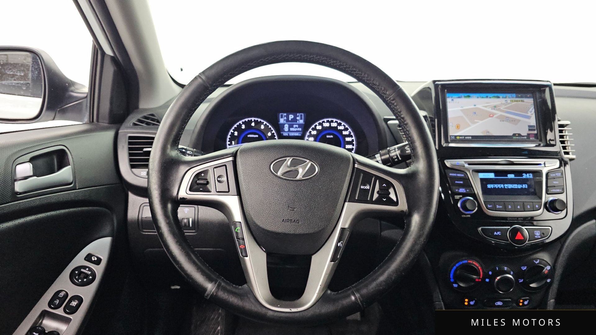 Hyundai Accent 2015 — миниатюра 14