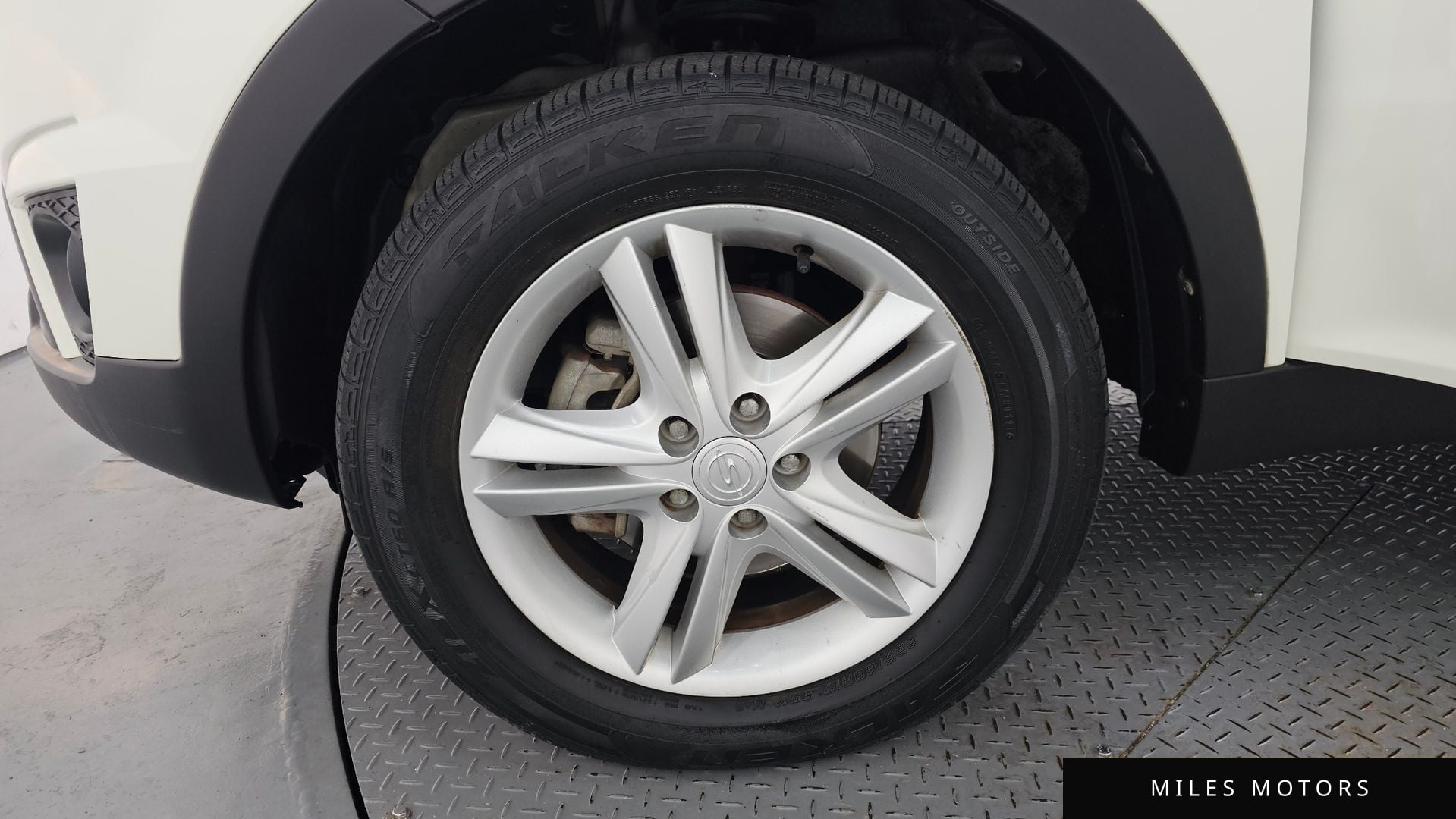 KG Mobility KORANDO 2015 — миниатюра 5
