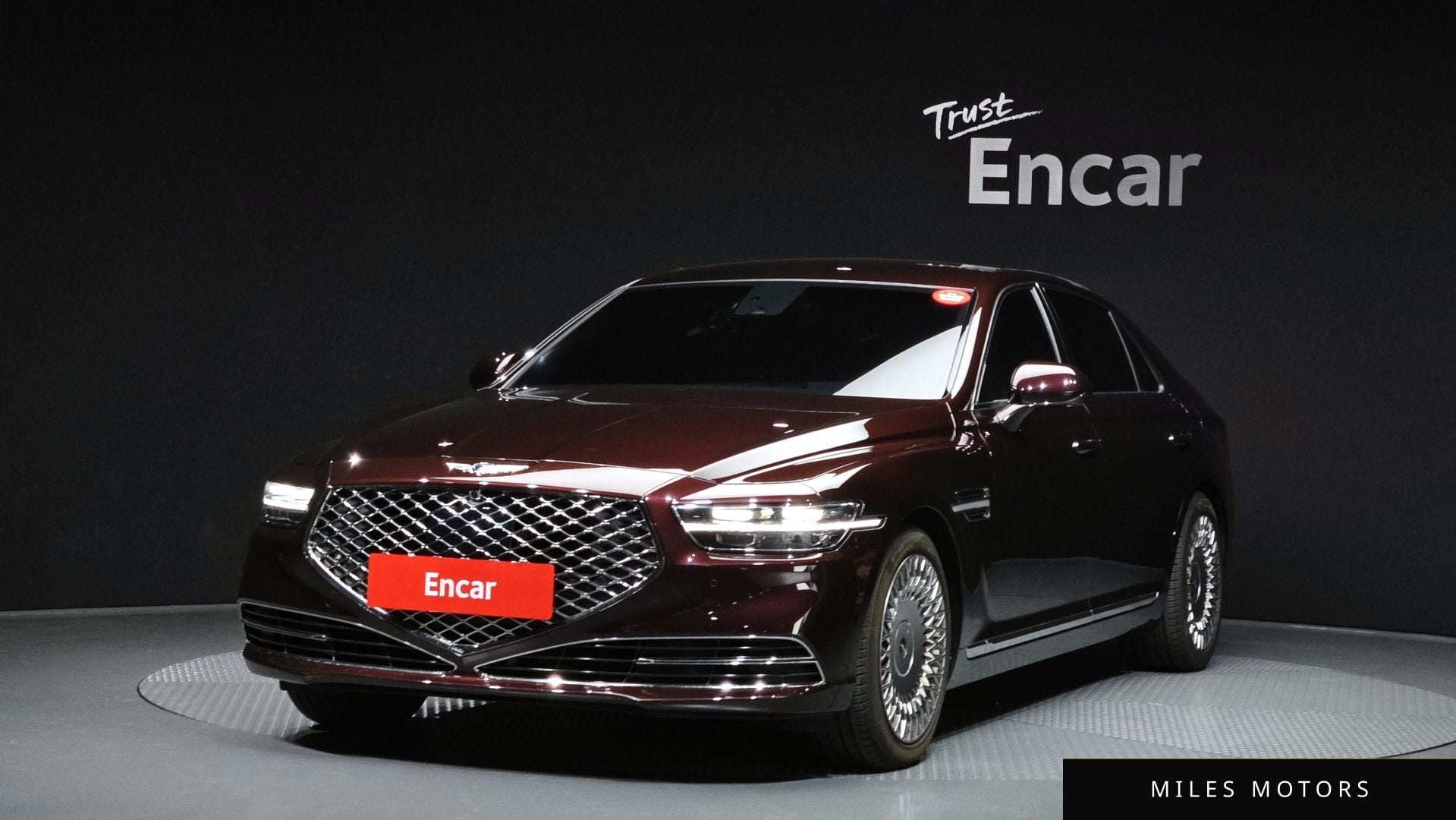 Genesis G90 2021 — фото 1 из 12