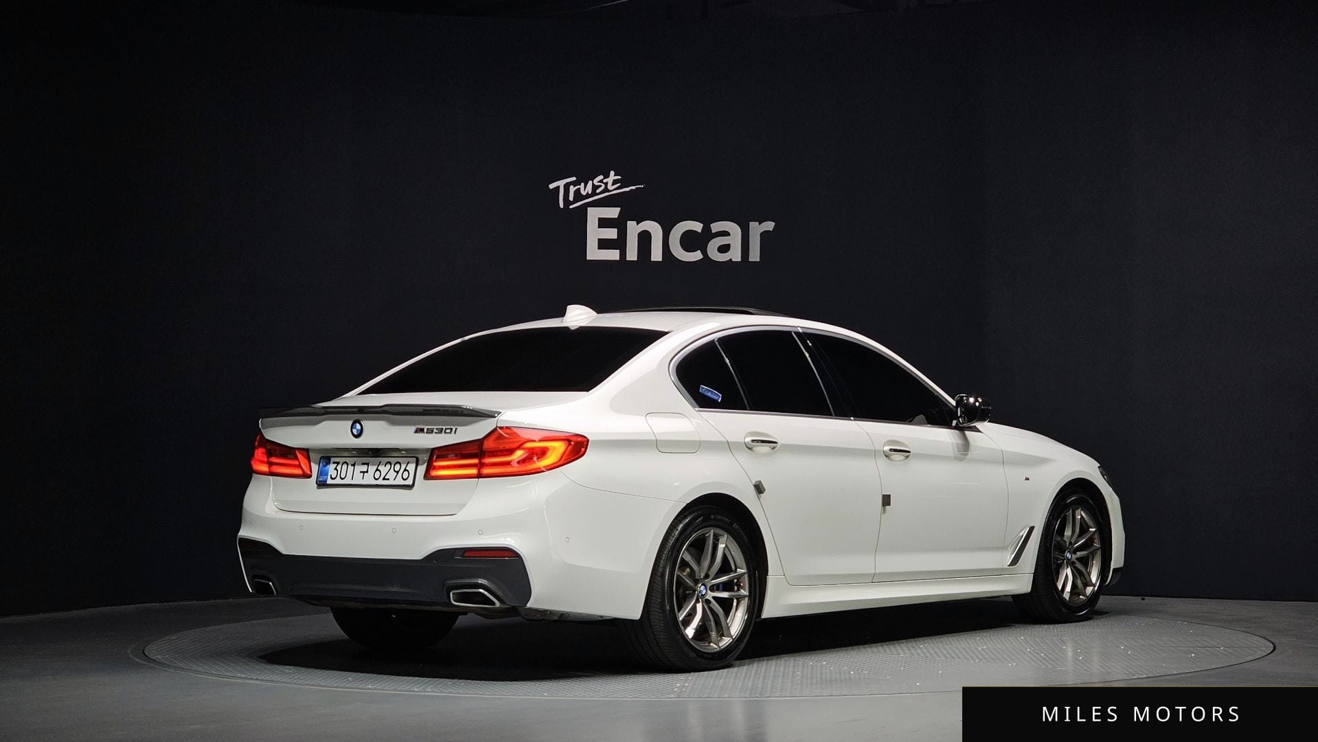 BMW 5시리즈 (G30) 2018 — миниатюра 2