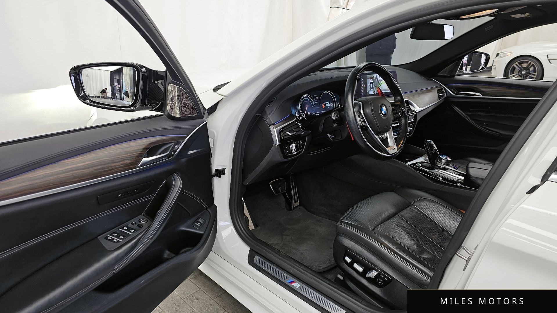 BMW 5시리즈 (G30) 2018 — миниатюра 10