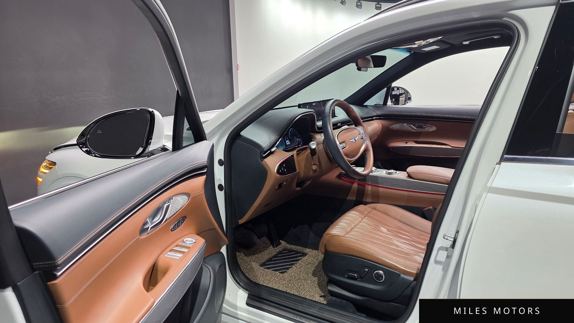Genesis GV70 2022 — миниатюра 11