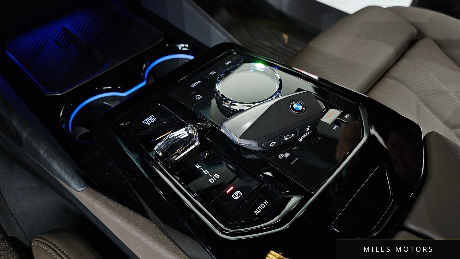 BMW i5 (G60) 2025 — миниатюра 9